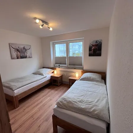 Apartment Familie Und Meer, 2 Badezimmer, 3 Schlafzimmer, Strandnah Im Ostseebad /baabe