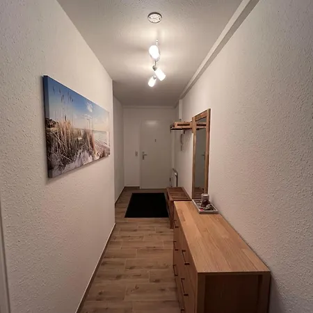 Familie Und Meer, 2 Badezimmer, 3 Schlafzimmer, Strandnah Im Ostseebad /baabe * Baabe